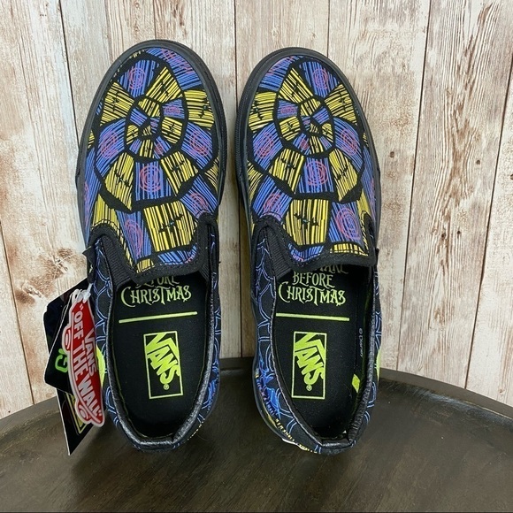 Vans x Disney The Nightmare Before Christmas Classic Slip On Sneaker Size 5 Wmn - Picture 3 of 14